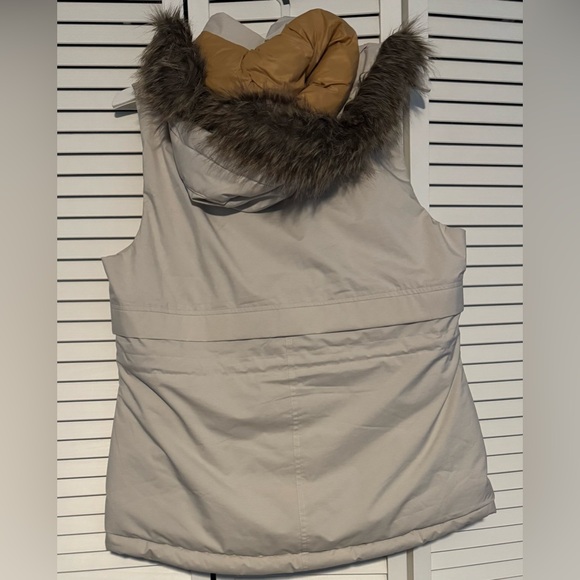 PrAna Banajaara Cream Hooded Vest with Faux Fur Trim - Picture 11 of 12